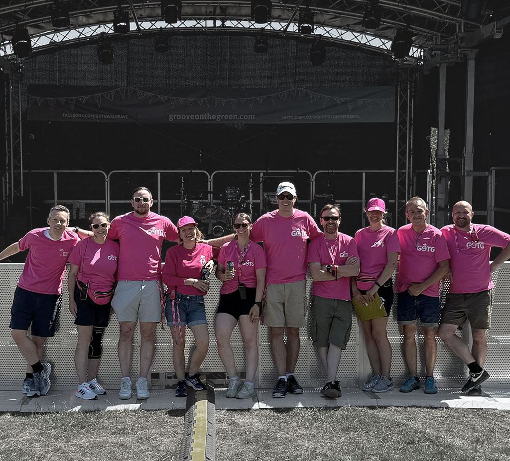 LARGE-SQUARE-team